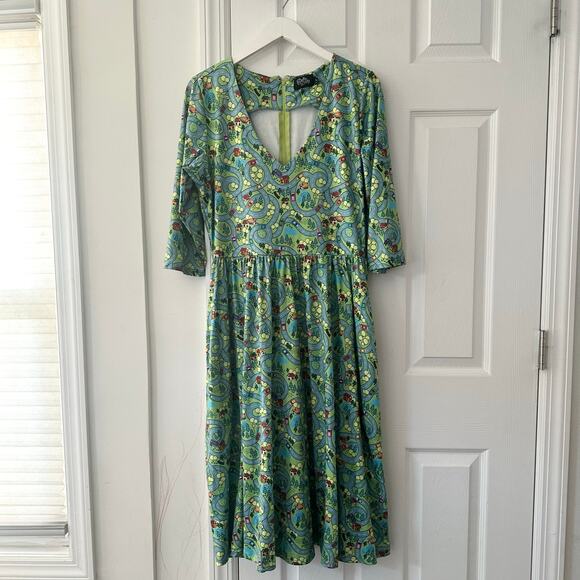 Dolly and Dotty Unique Vintage Billie Green Car Race Track Midi Flared Dress 10 - Picture 2 of 9